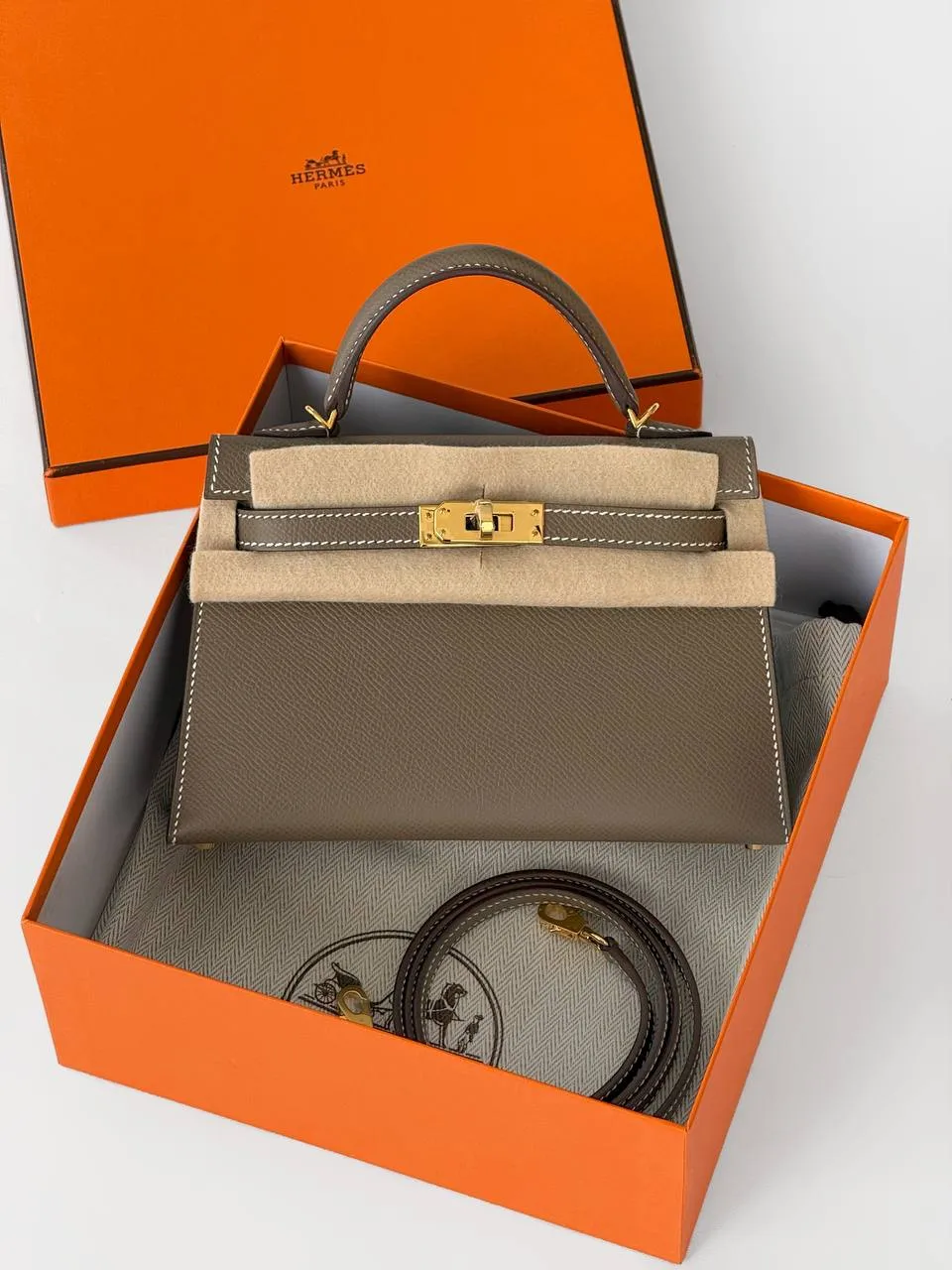 Hermes Plein Air Palette Metal & Applicator | Snowceline Luxuries