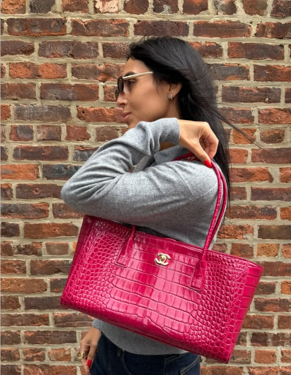 Chanel Executive Tote Regular Croco Pink GHW - photo 14