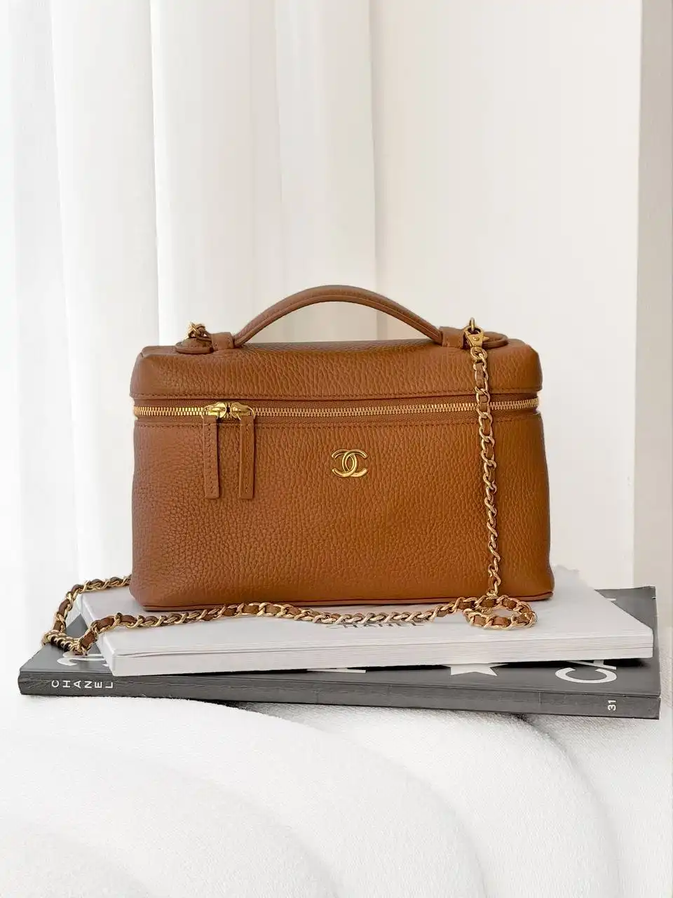 CHANEL Chanel Vanity Classic Medium 23cm Grained Leather Caramel GHW
