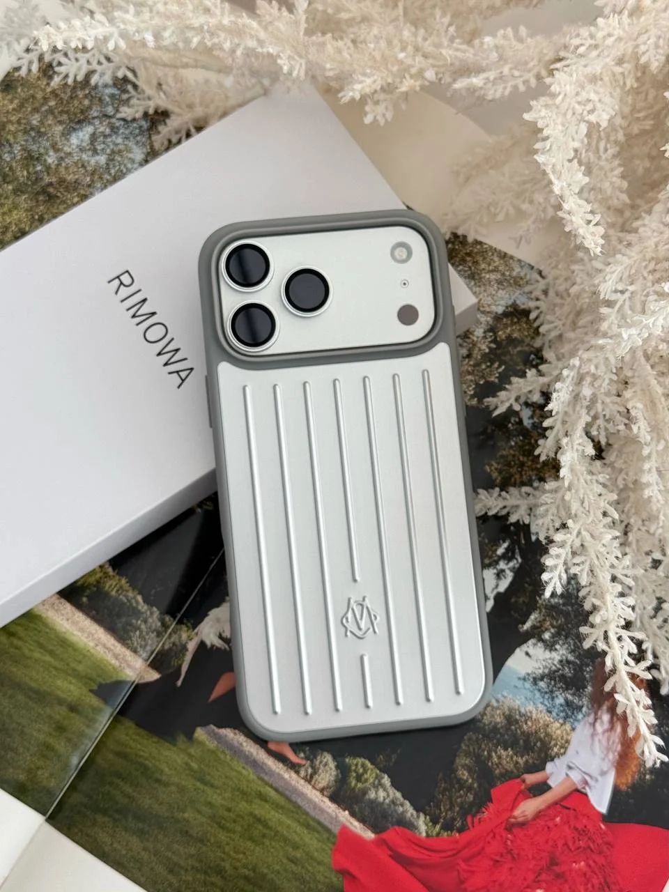 Rimowa Rimowa Silver Case for iPhone 18 Pro Max