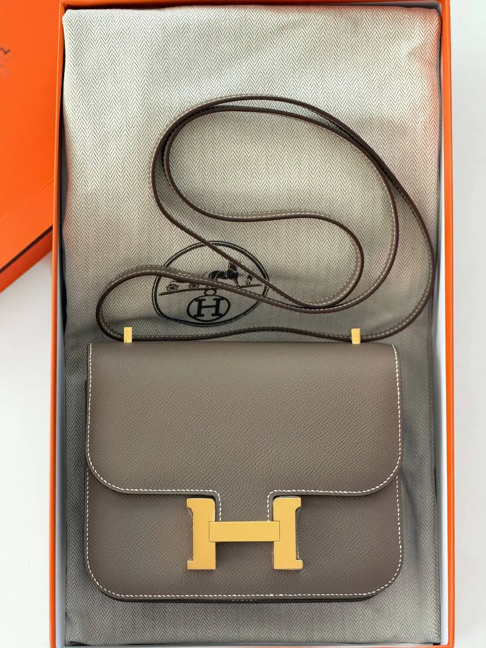 Hermes Hermes Constance 18 / C18 With Miror Epsom Etoupe GHW
