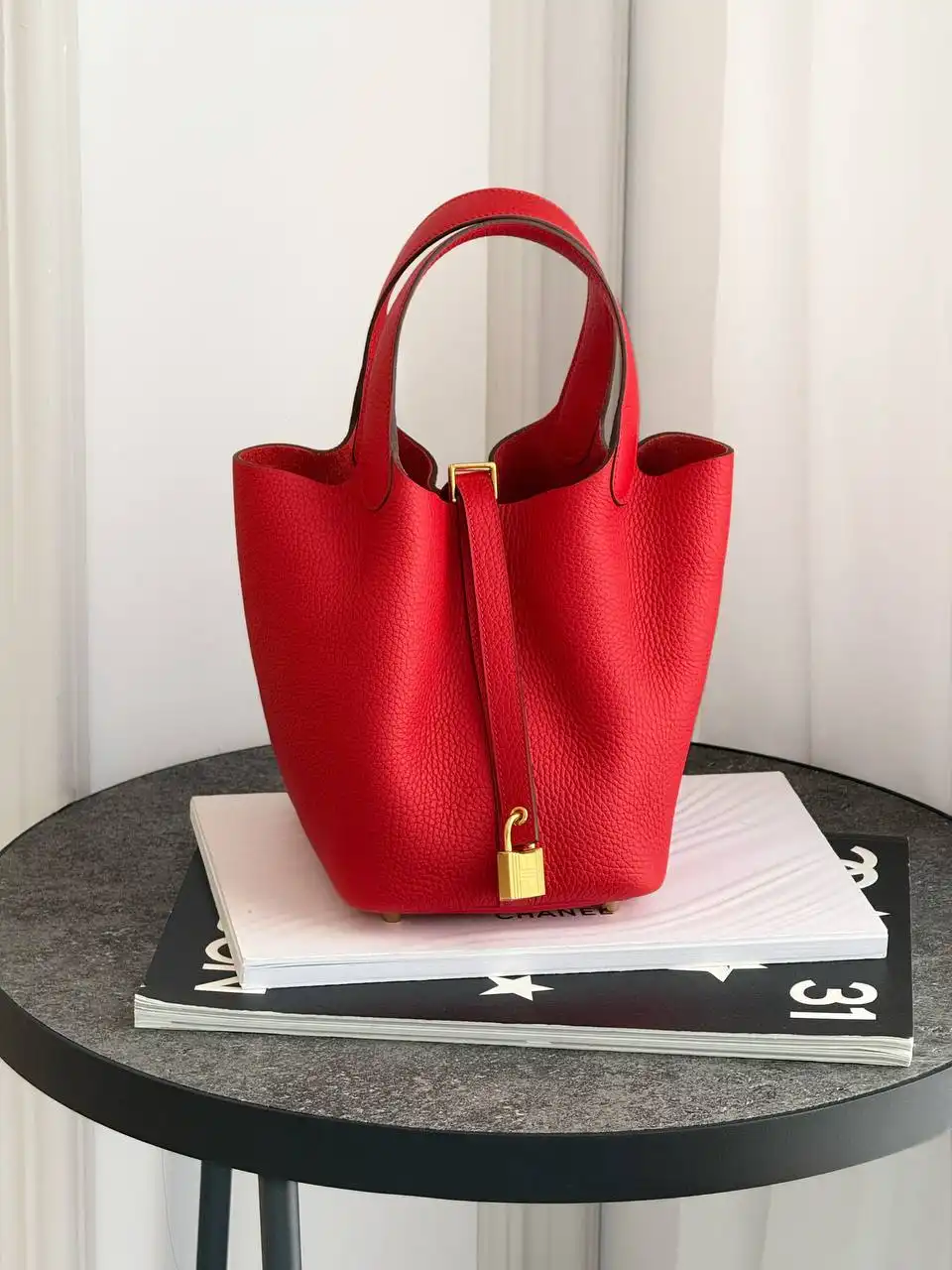 Hermes Hermes Picotin Lock 18 / Pico18 Clemence Rouge Coeur GHW
