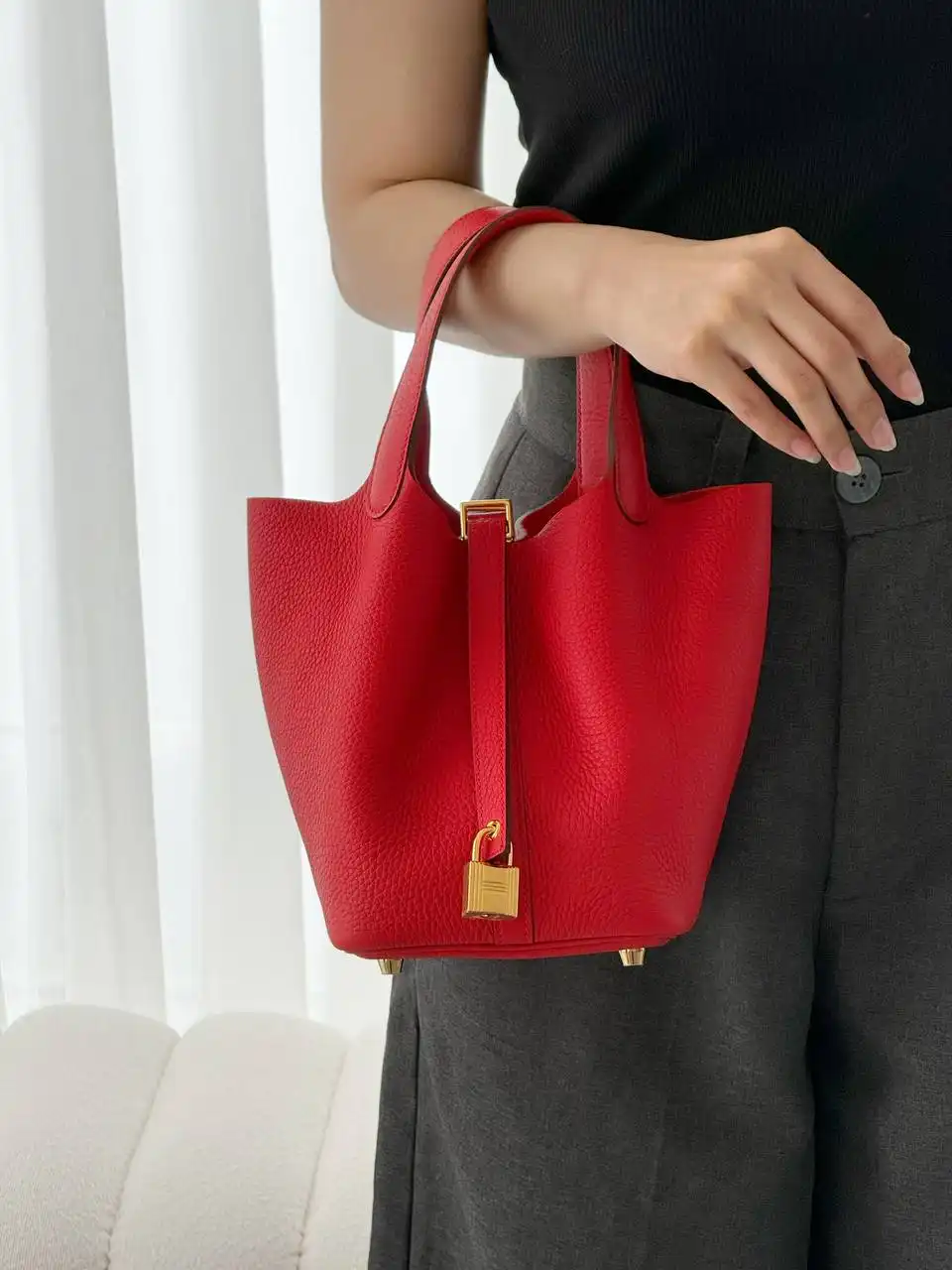 Hermes Hermes Picotin Lock 18 / Pico18 Clemence Rouge Coeur GHW