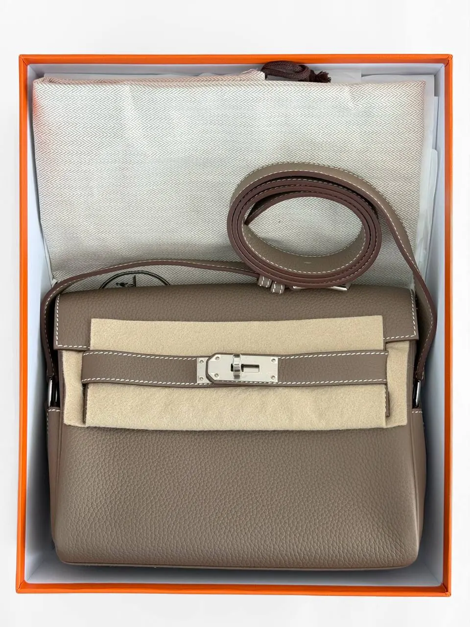 Hermes Kelly Messenger Togo Etoupe PHW - photo 1