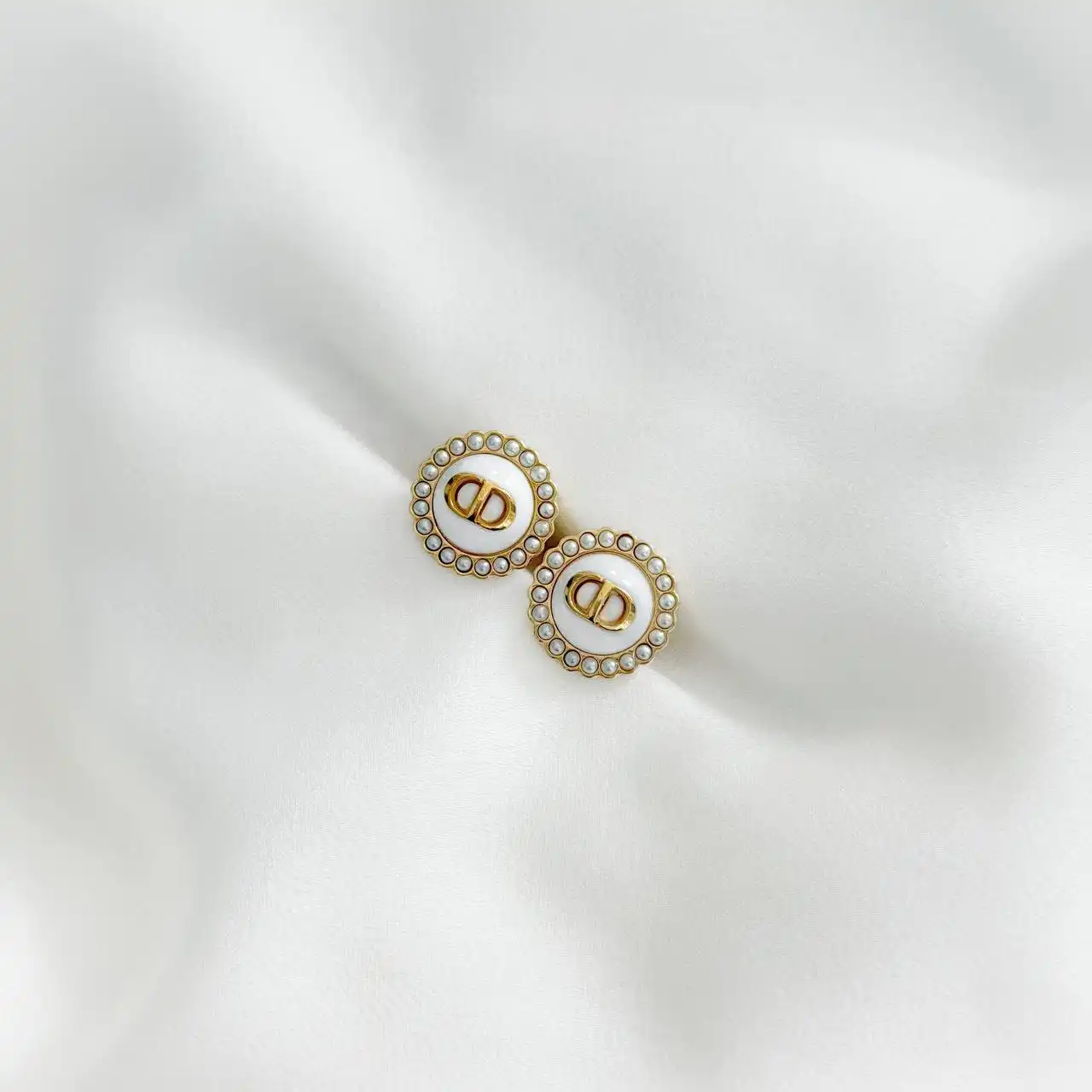 DIOR DIOR Petit CD Baroque Clip - On Stud Earrings Gold Metal White Resin Pearls and Latte Glass