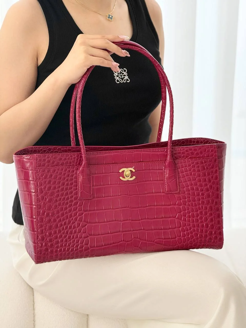 Chanel Executive Tote Regular Croco Pink GHW - photo 4