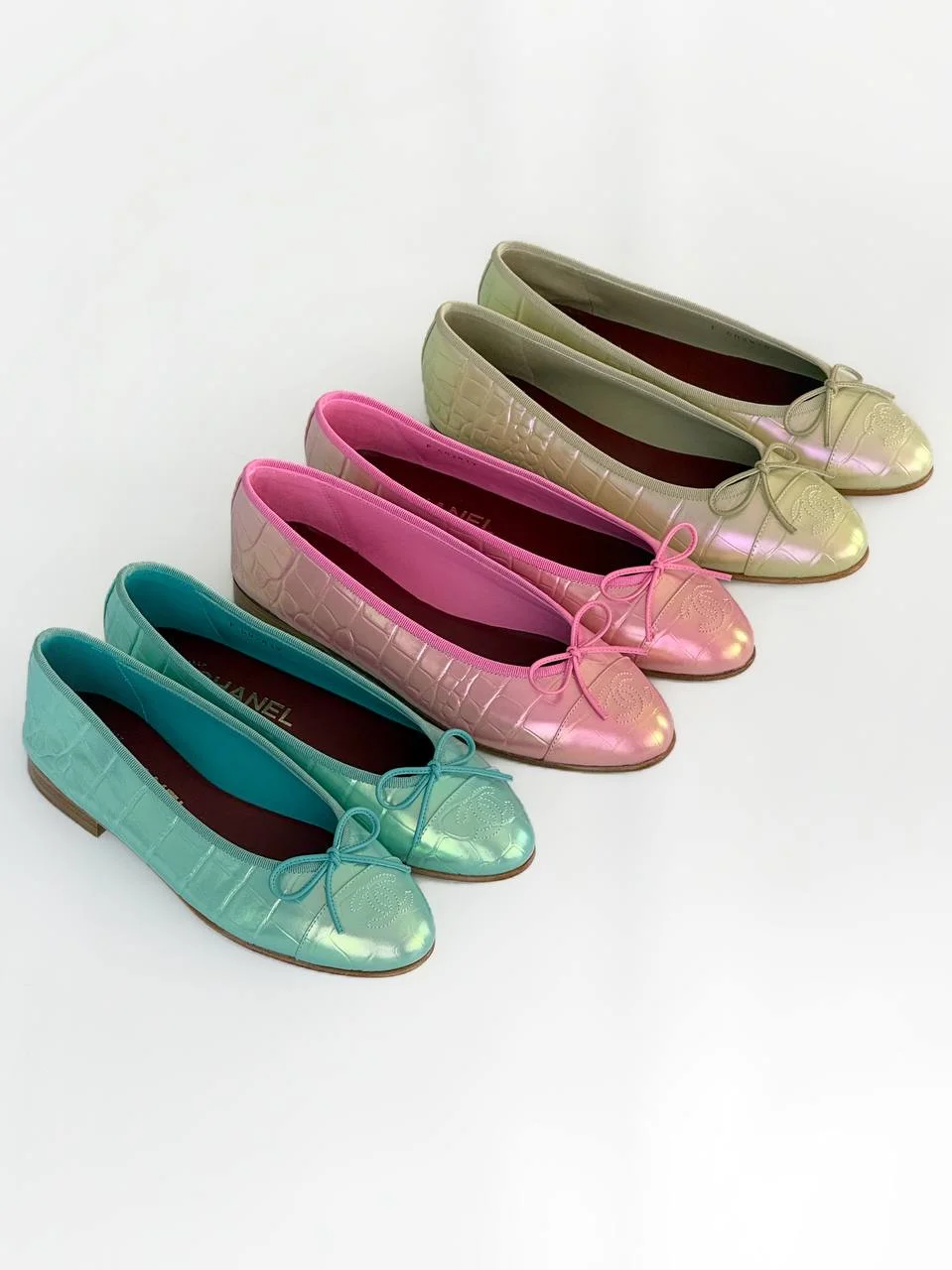 Chanel Ballerine Green Croco Patent Iridescent - photo 9