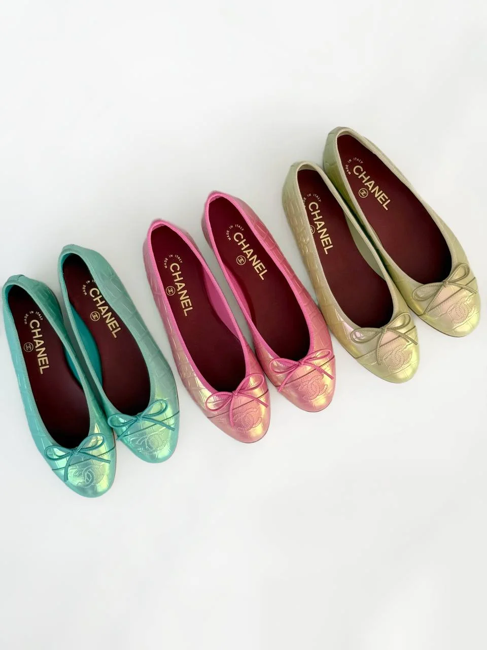 Chanel Ballerine Croco Iridescent Gold - photo 8