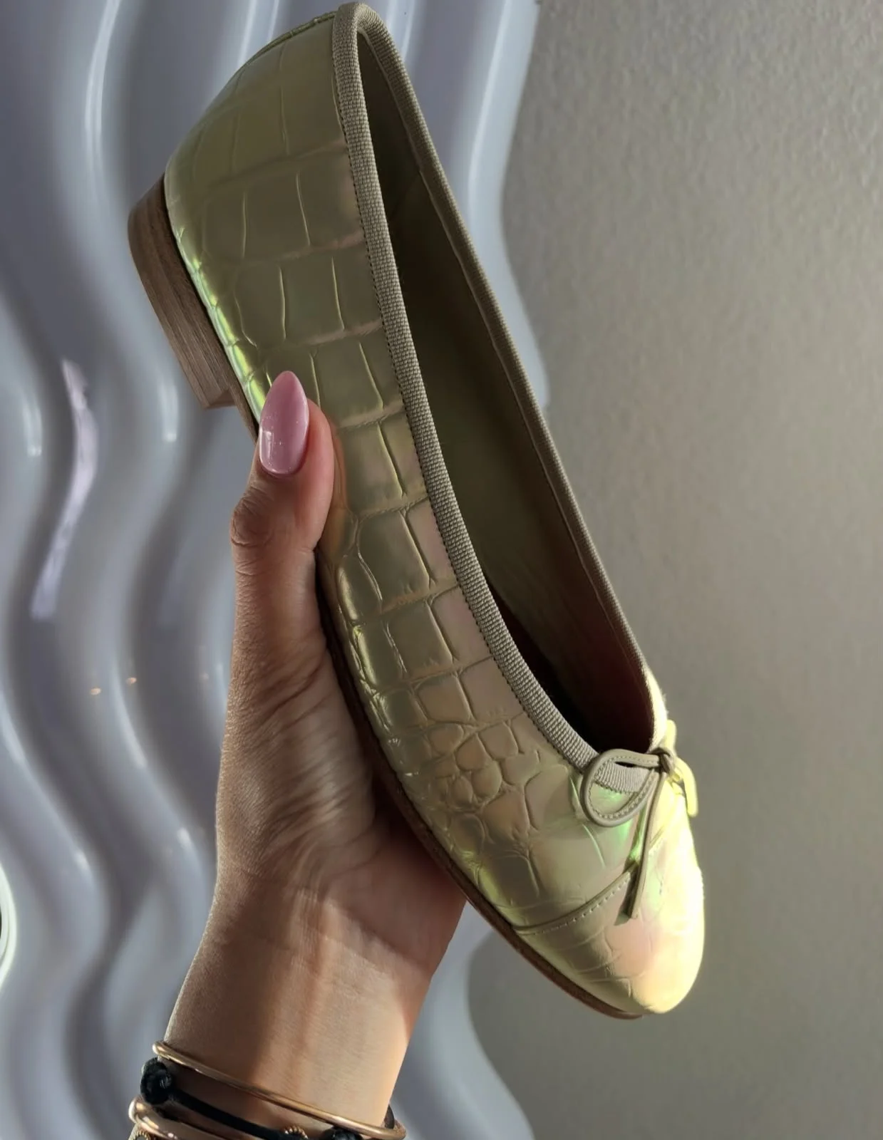 Chanel Ballerine Croco Iridescent Gold - photo 10
