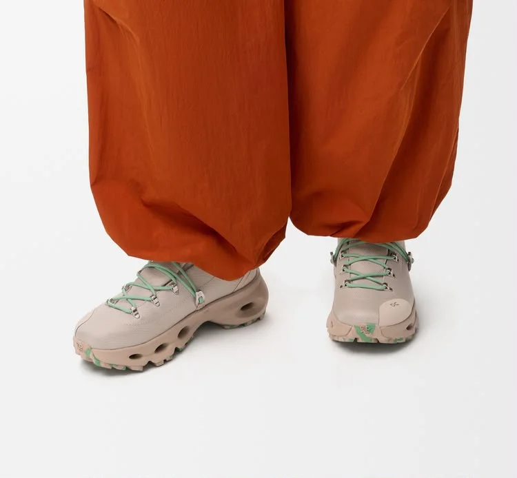 Loewe X ON Cloudsolo Hiker Sneaker Women Sand - photo 8