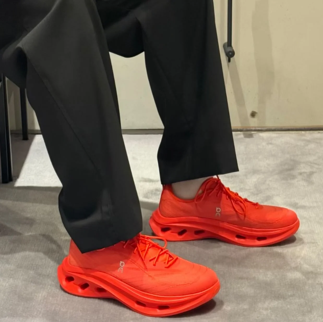 Loewe X ON Cloudtilt Cosmic Sneaker Women Bright Orange - photo 6