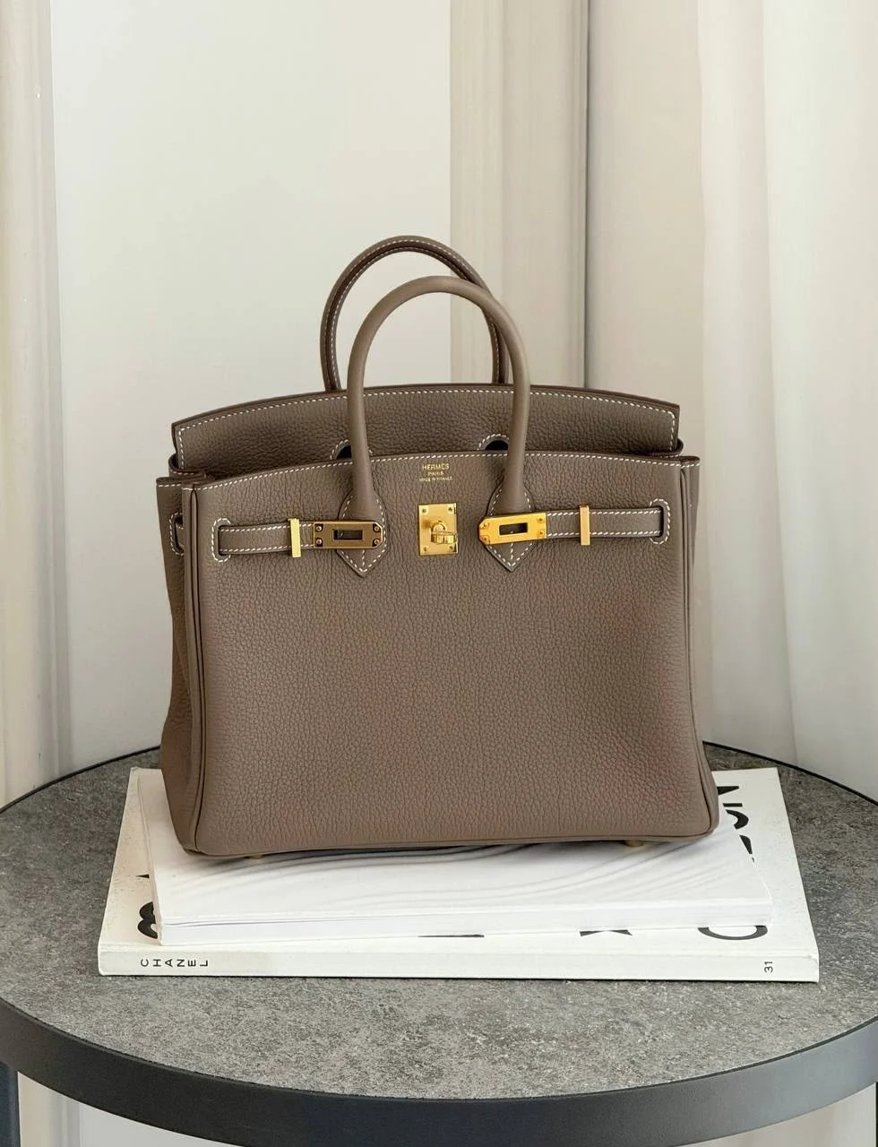 Hermes Hermes Birkin 25 /  B25 Togo Etoupe GHW