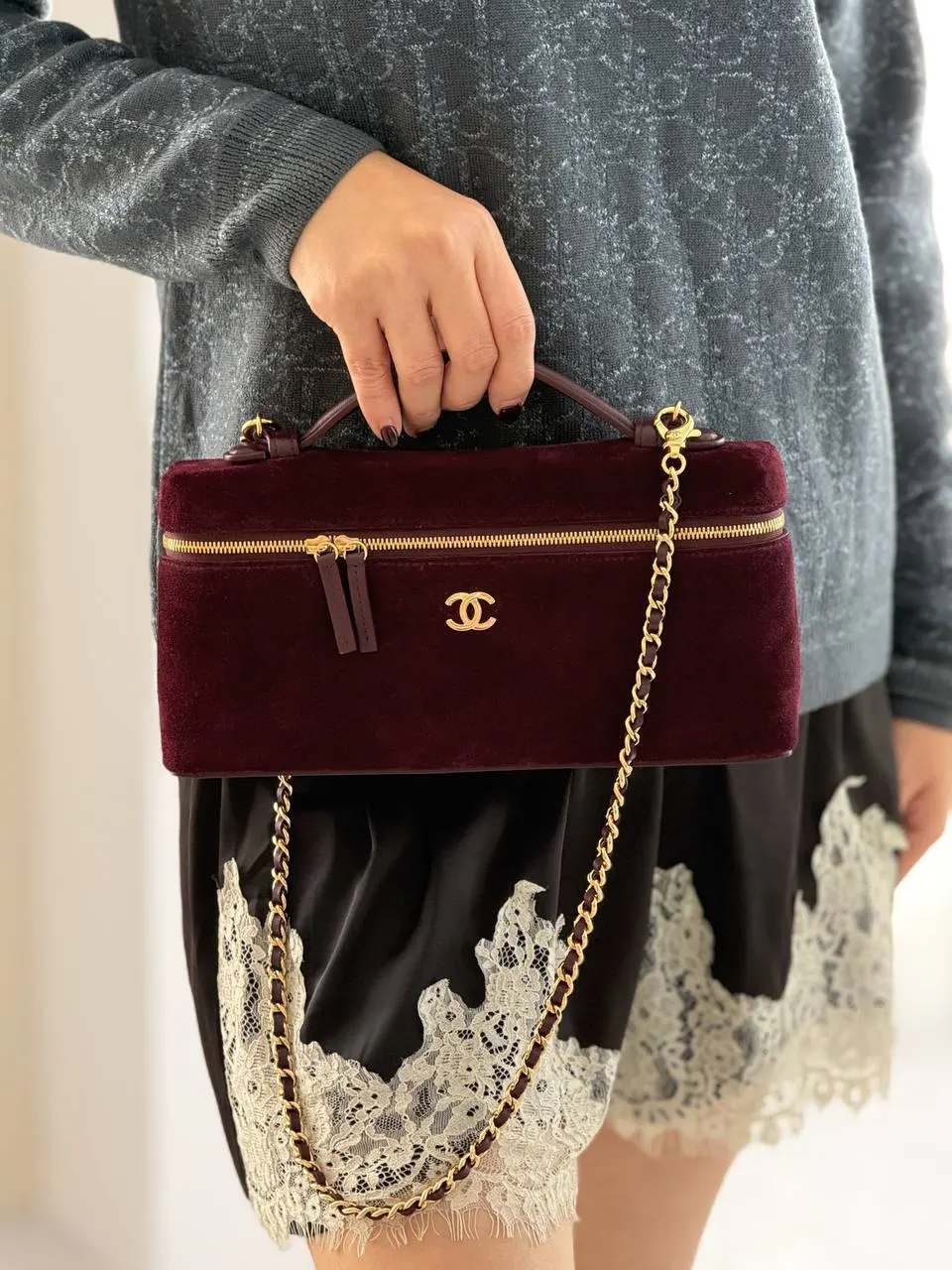 Chanel Vanity Classic Long Velvet Burgundy GHW - photo 4