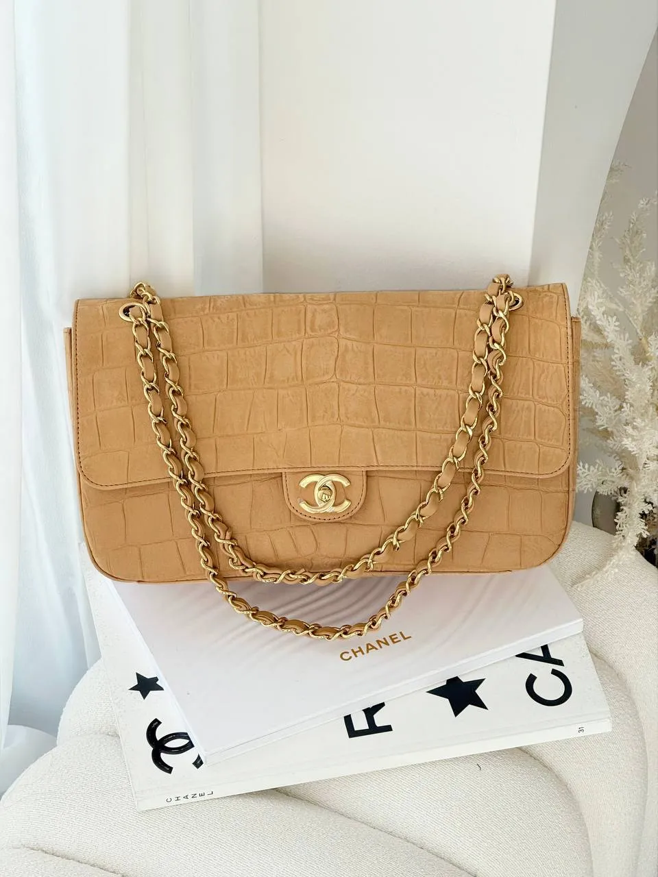 CHANEL Chanel Maxi Flap XL 32cm Croco Caramel GHW