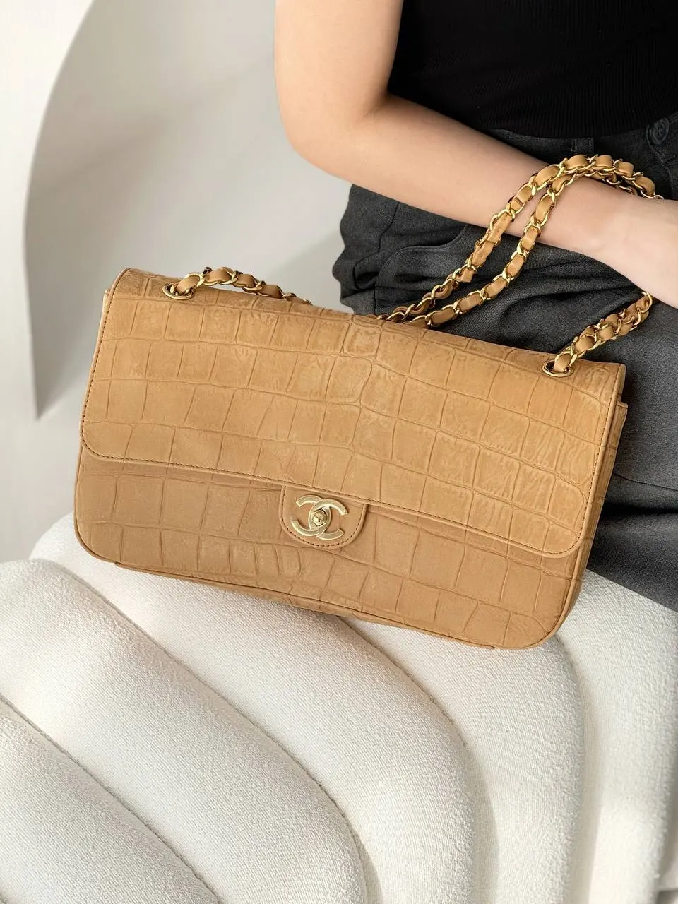 Chanel Maxi Flap XL 32cm Croco Caramel GHW - photo 5