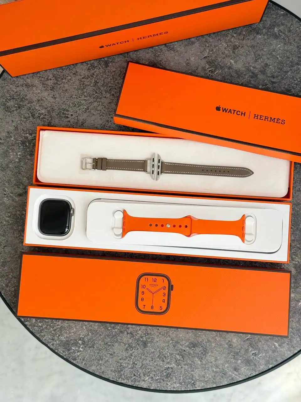 Hermes Hermes Apple Watch Series 12 42mm PHW