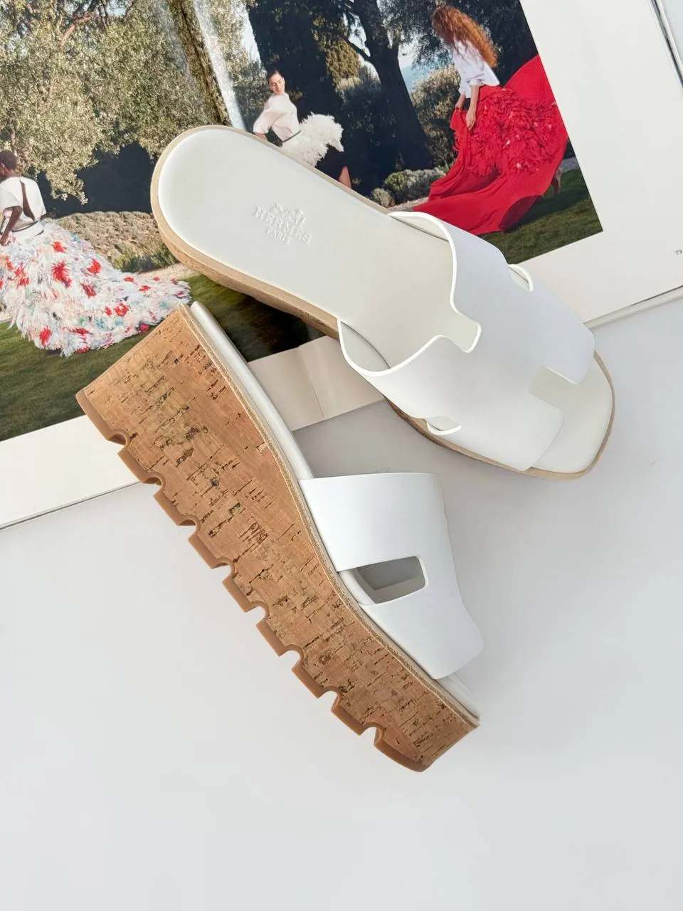 Hermes Hermes Eze Sandal White