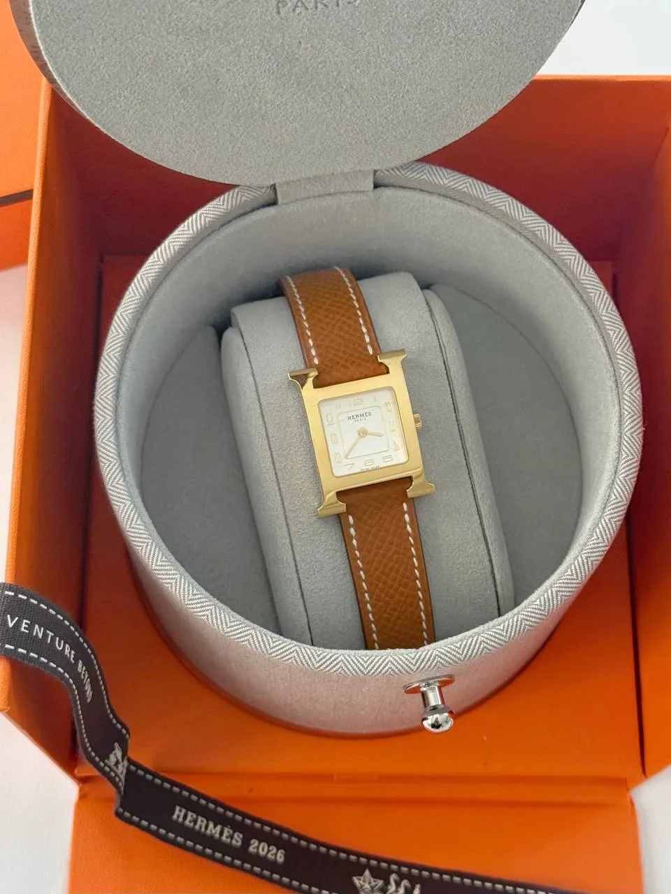 Hermes Hermes H hour Gold Epsom PM GHW New Golden Dial