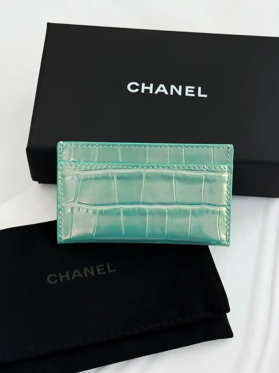 CHANEL Chanel Classic Card Holder Croco Iridiscent Green