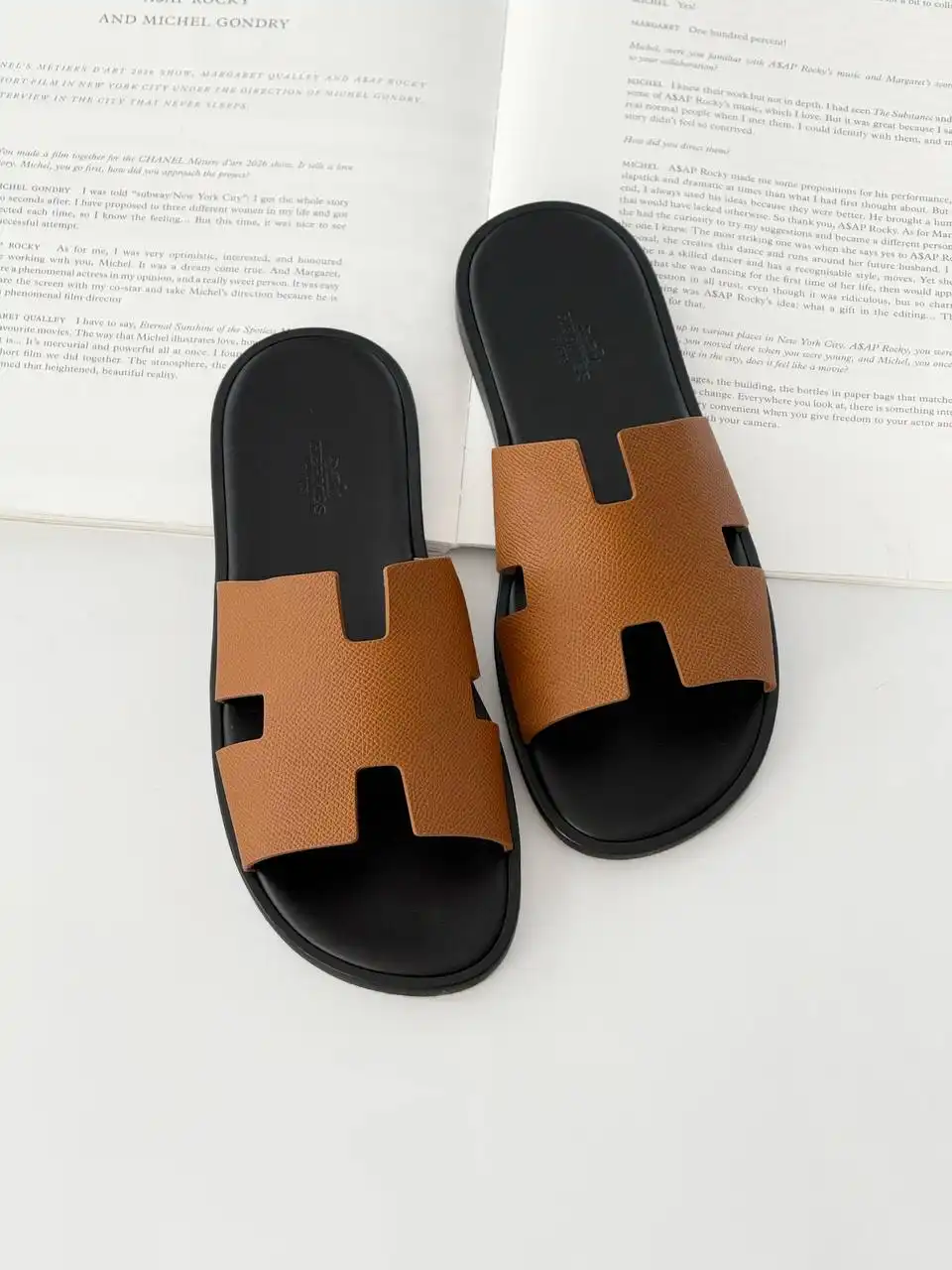 Hermes Hermes Izmir Sandal Epsom Gold Heritage