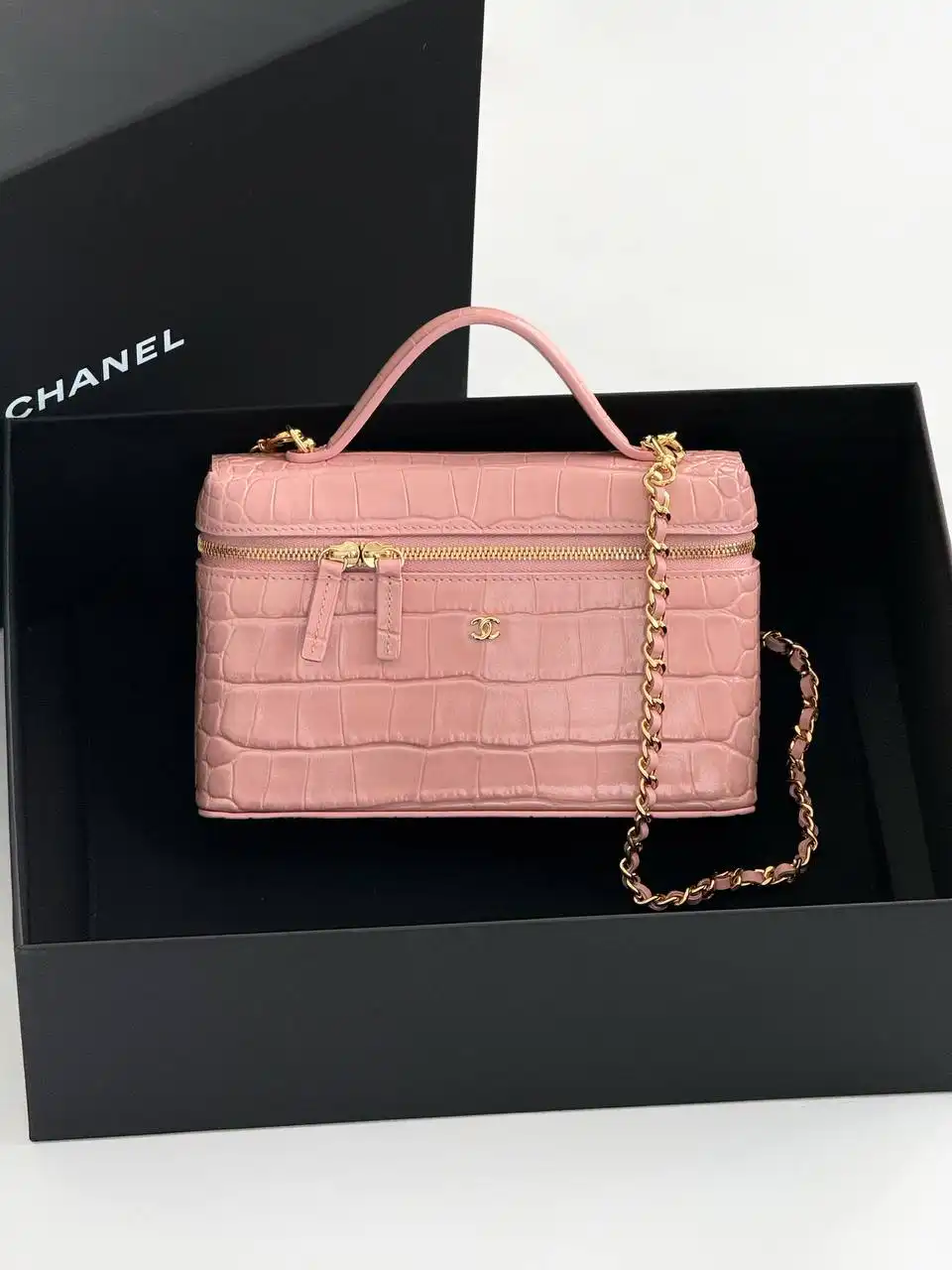 CHANEL Chanel Vanity Slim Top Handle Croco Embossed Pink