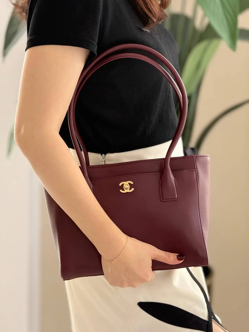 CHANEL Chanel Cert Tote Small Burgundy GHW