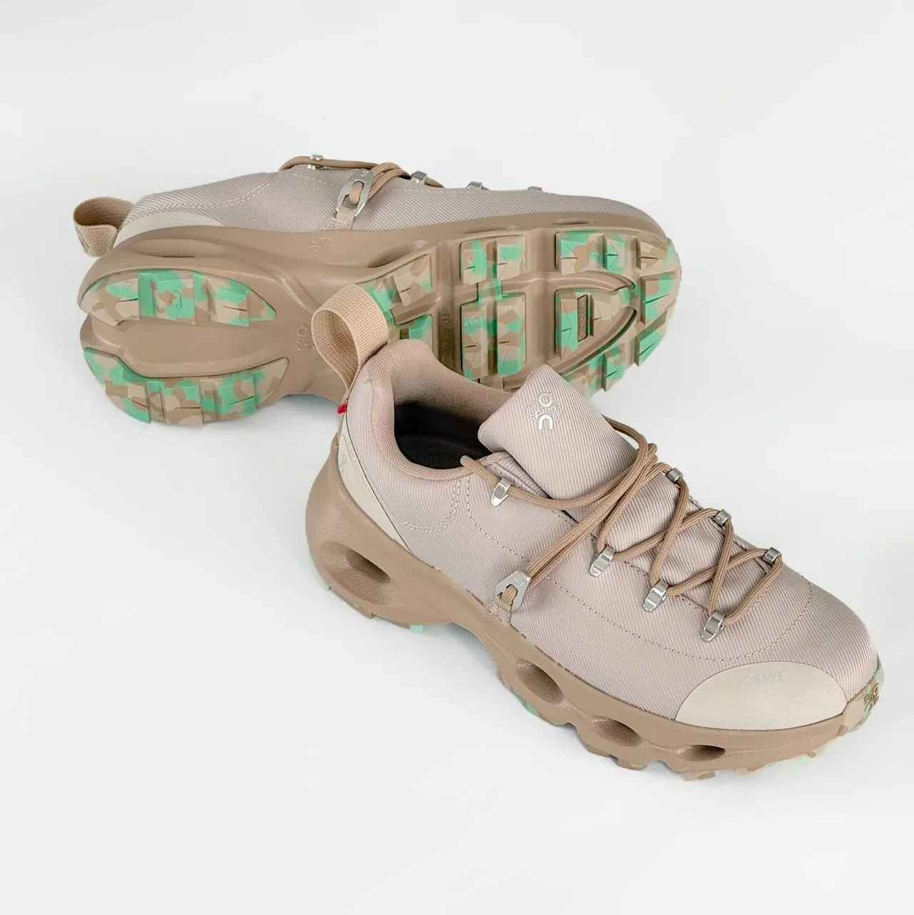 Loewe X ON Cloudsolo Hiker Sneaker Women Sand - photo 2