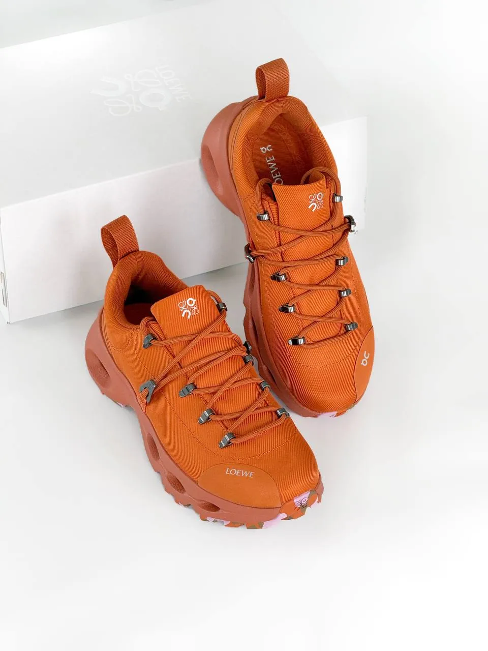 LOEWE Loewe X ON Cloudsolo Hiker Sneaker Women Red Fox