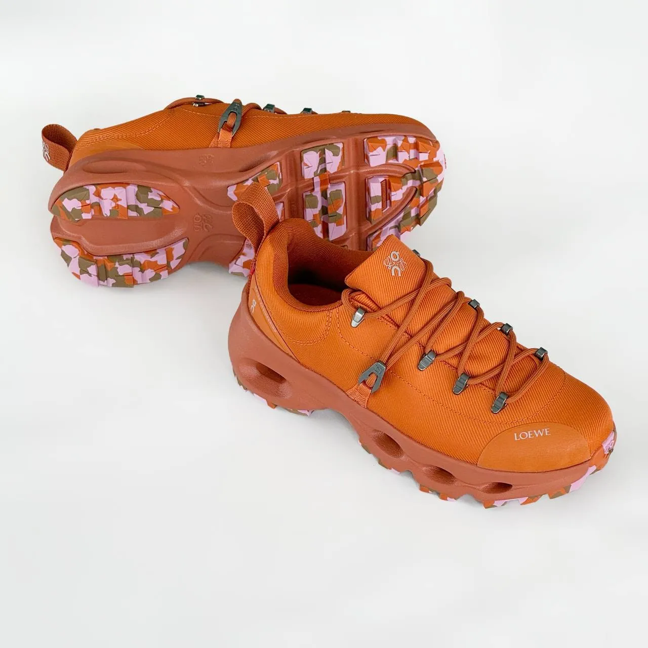 Loewe X ON Cloudsolo Hiker Sneaker Women Red Fox - photo 2